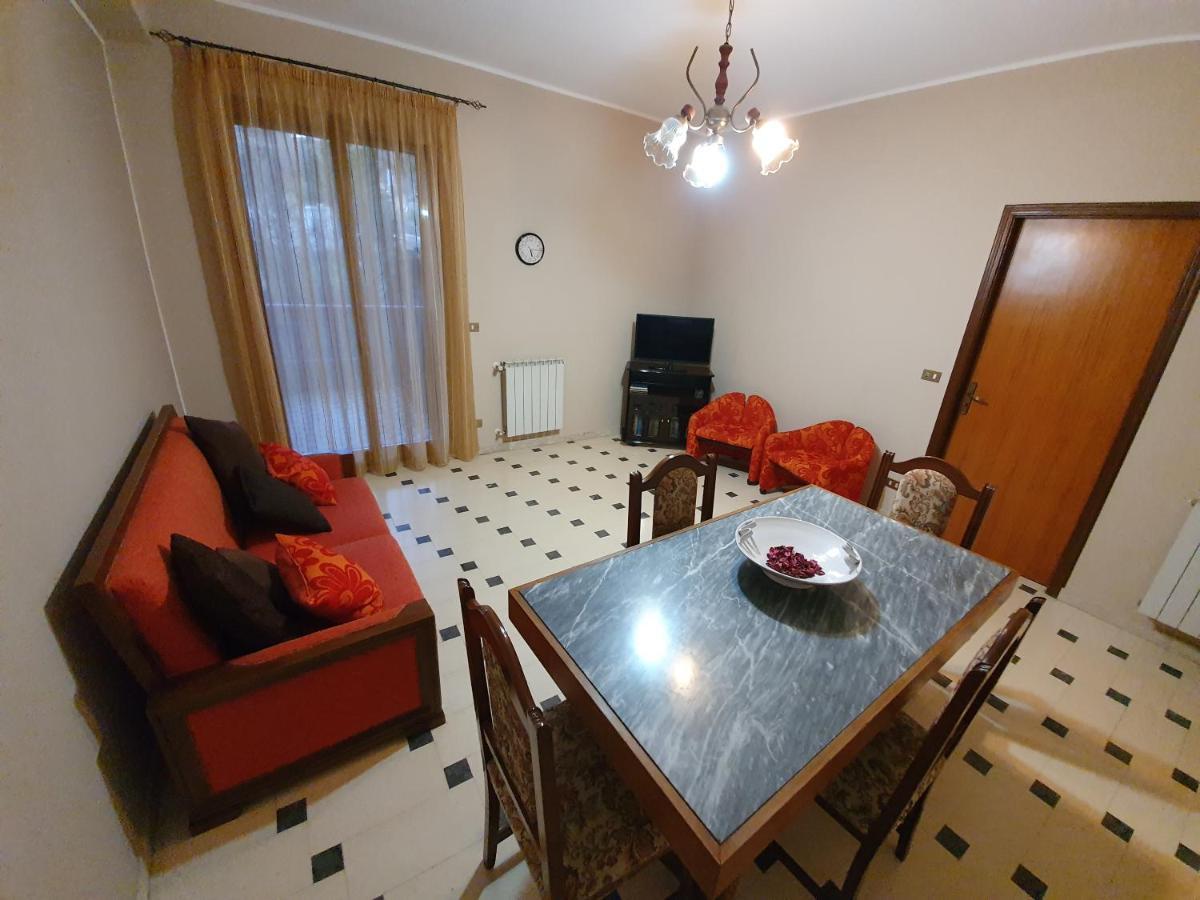 La Fenice Apartment Naro Екстер'єр фото